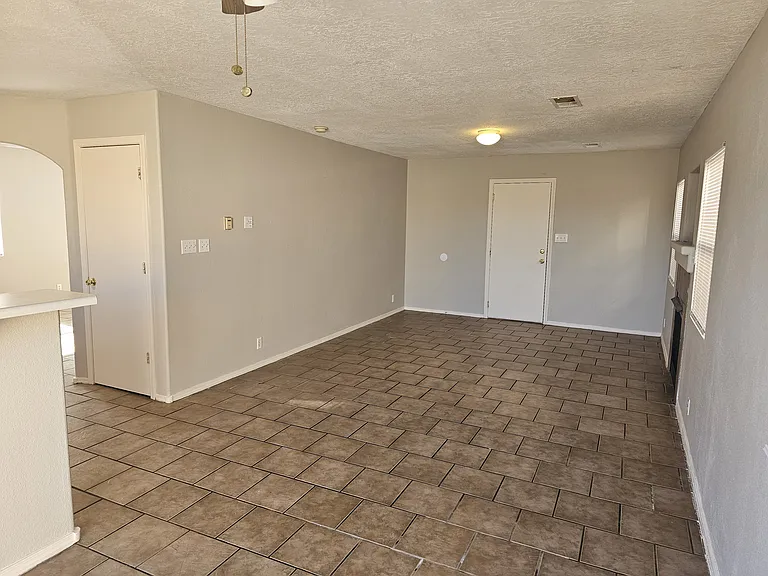 4708 Dalmation Pl NE — Photo 6