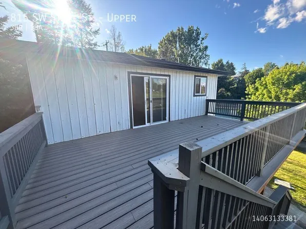 815 SW State St, Pullman, WA 99163
