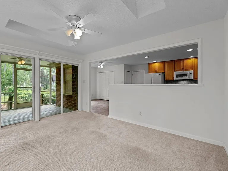 5403 Miramar Ct — Photo 5