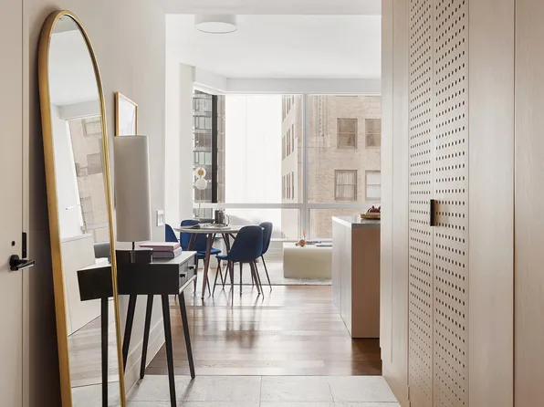 77 Greenwich Street 26C image 2 of 19