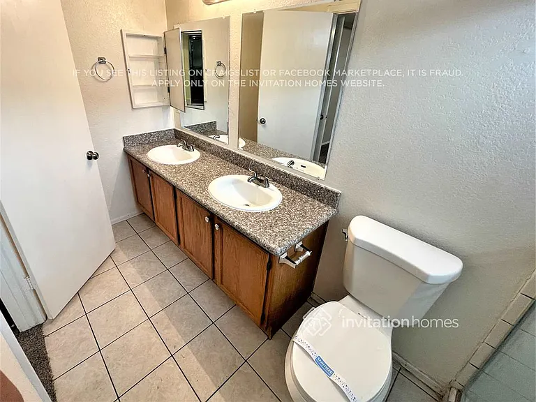 8849 W Fairmount Ave — Photo 14