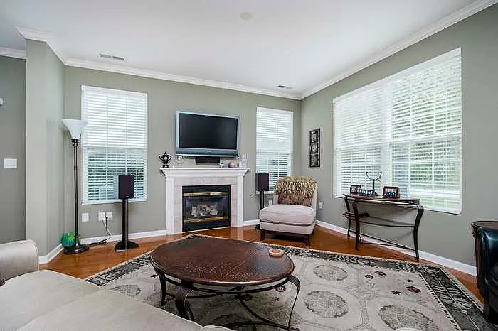 10899 Perry Pear Dr — Photo 4