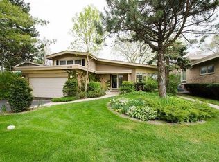 6525 N Knox Ave, Lincolnwood, IL