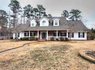 923 Parkway Dr, White Hall, AR 71602