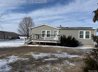 11250 S New Lothrop Rd, Durand, MI 48429