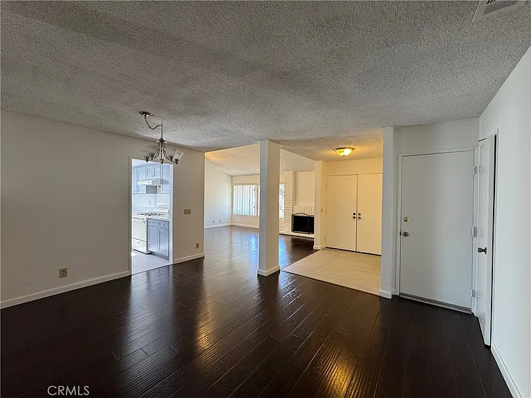 21200 Fibre Ct — Photo 7