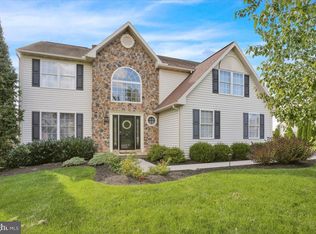 30 Tennessee Ave, Sinking Spring, PA 19608