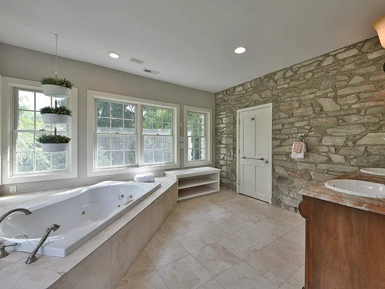 966 Paige Ct — Photo 24