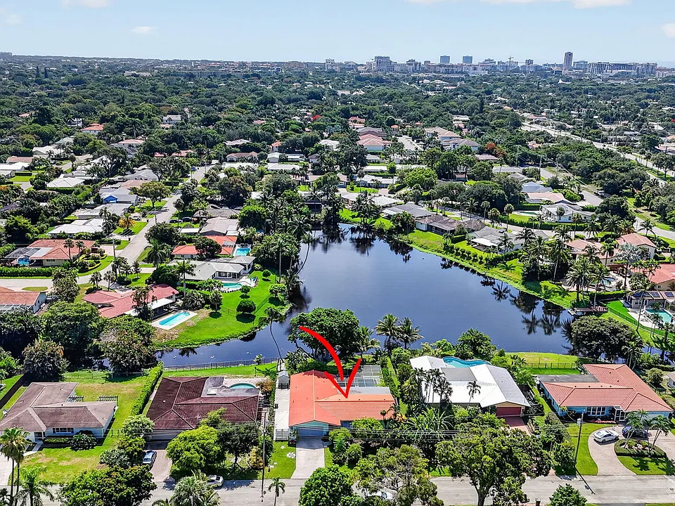 200 NW 11th Ave