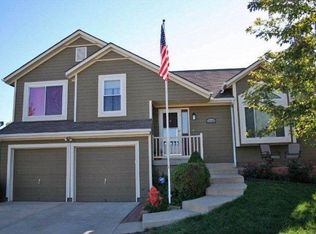 16339 S Warwick St, Olathe, KS 66062
