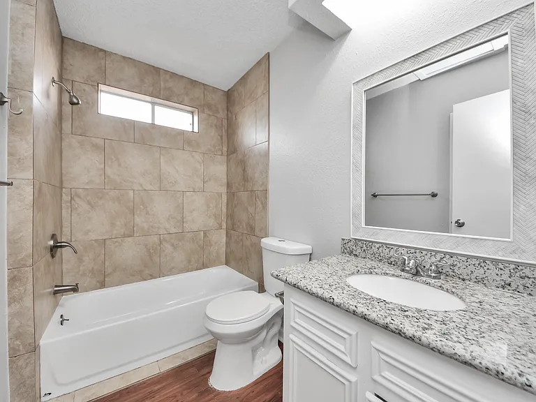 16714 Britford — Photo 30