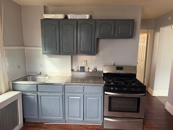 539 Van Nest Ave #2RR