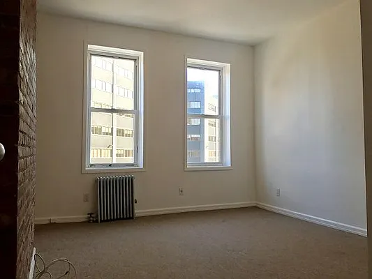 Rented by Voro, LLC | media 21