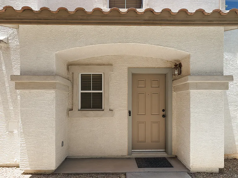 751 N Port Dr — Photo 7