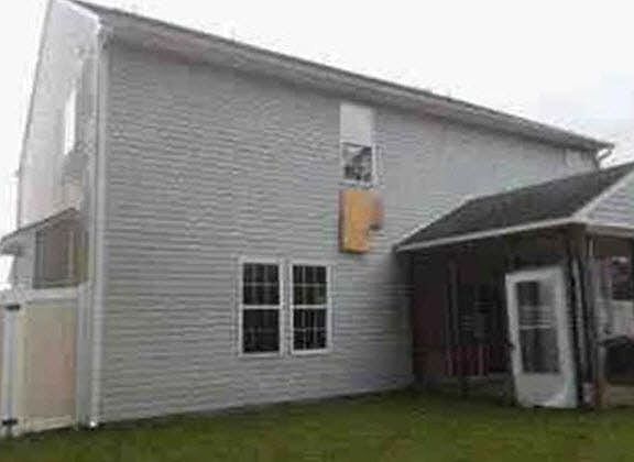 4th image of 901 Jade Ln