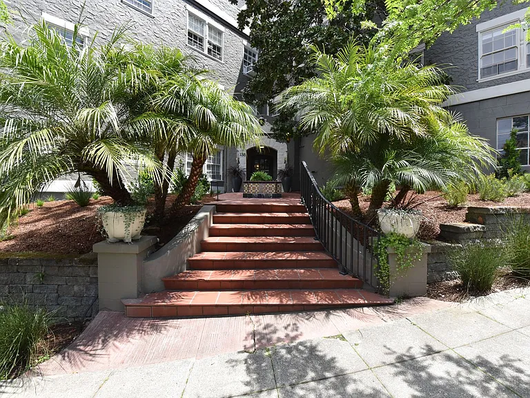 138 Monte Cresta Ave. — Photo 4