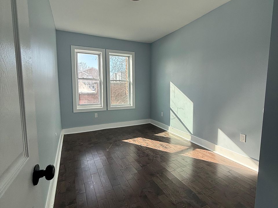 1st image of 190 Park St #4C