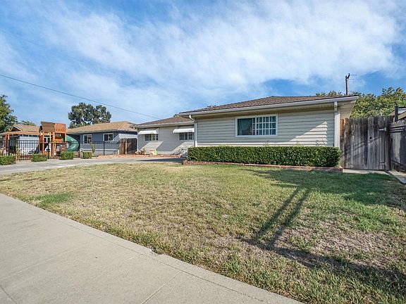 2nd image of 325 Goya Dr