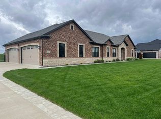 410 Brellinger St, Columbia, IL 62236