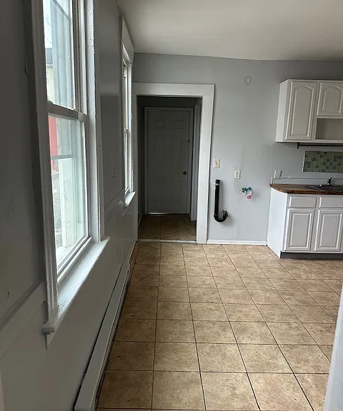 9 Webb St #2 — Photo 5