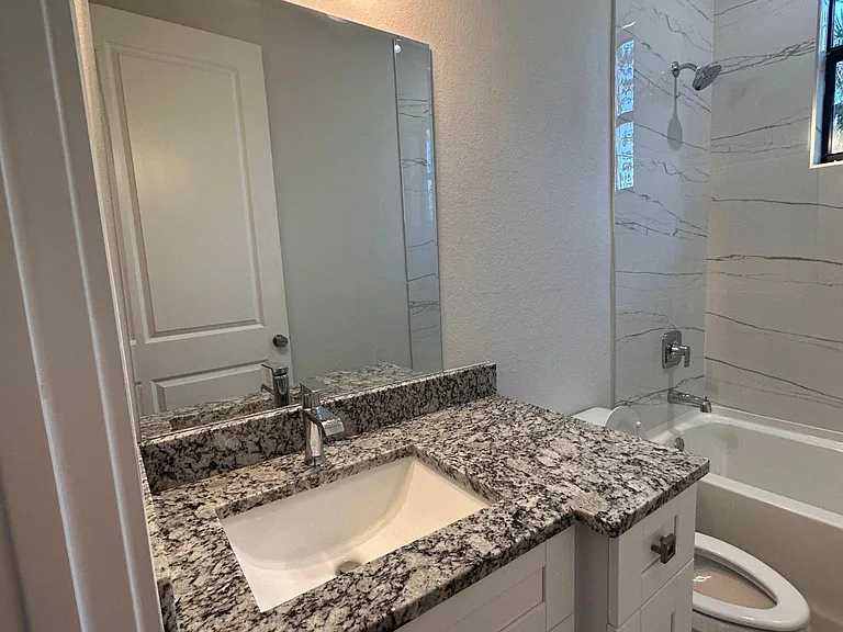1219 Michael Ave — Photo 17
