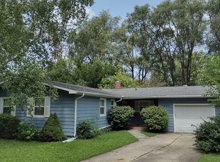 431 Gayle Ave, Dekalb, IL 60115