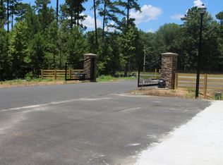 114 E Lake Dr, Statesboro, GA 30458