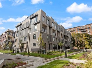 3562 Colonial Dr #16, Mississauga, ON L5L 0C1