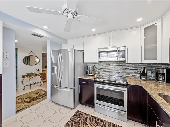 550 Teryl RD #7, NAPLES, FL 34112