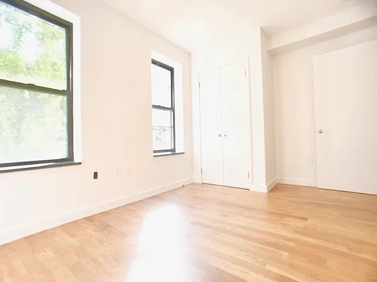 Rented by Bohemia Realty Group | media 10