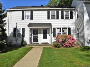 185 Sylvan Knoll Rd, Stamford, CT 06902