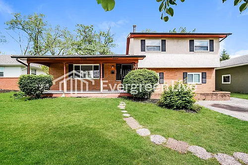 2644 Queensway Dr Photo 1