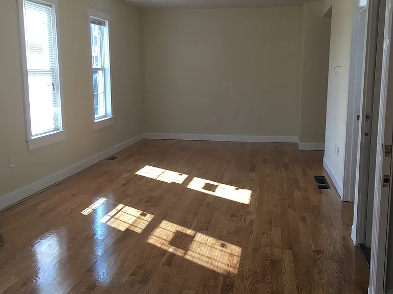 73 Varney St #73 — Photo 9