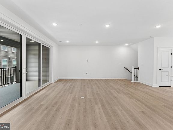 3rd image of 108B Locke St Lot 2019