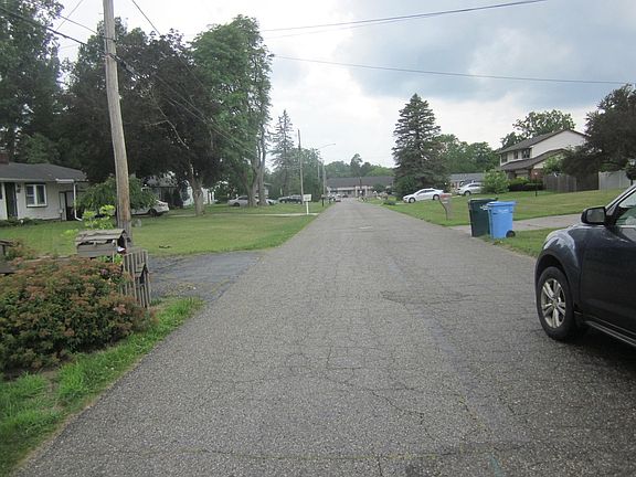 4th image of 3701 Starlight Ln