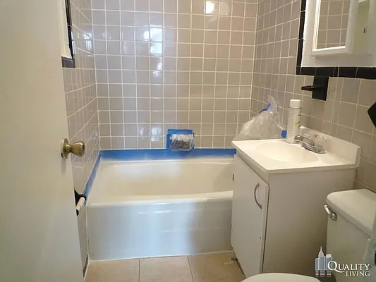 Rented by (Legacy) NY Quality Living Uptown | media 14