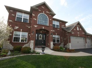 1023 Stillwater Ct, Yorkville, IL 60560