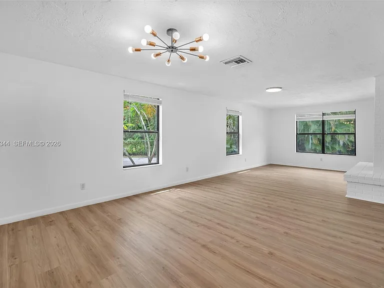 5096 SW 28th Ter — Photo 25