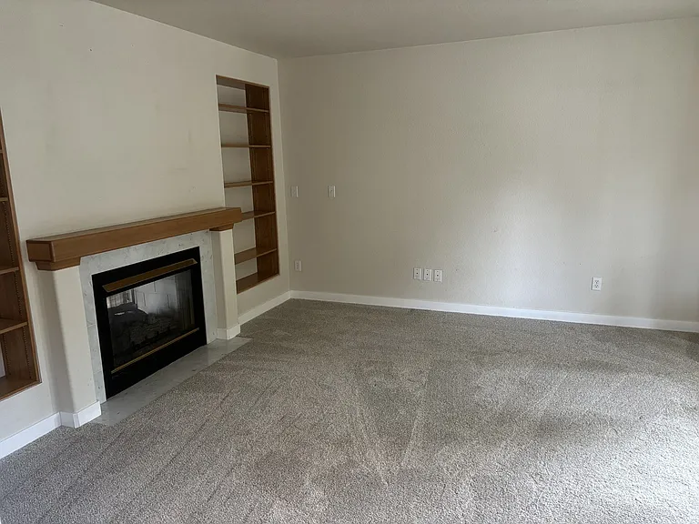 5491 Park Place Loop SE — Photo 4
