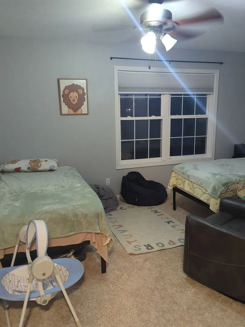 4- bedrooms, 3.5 bath home — Photo 2