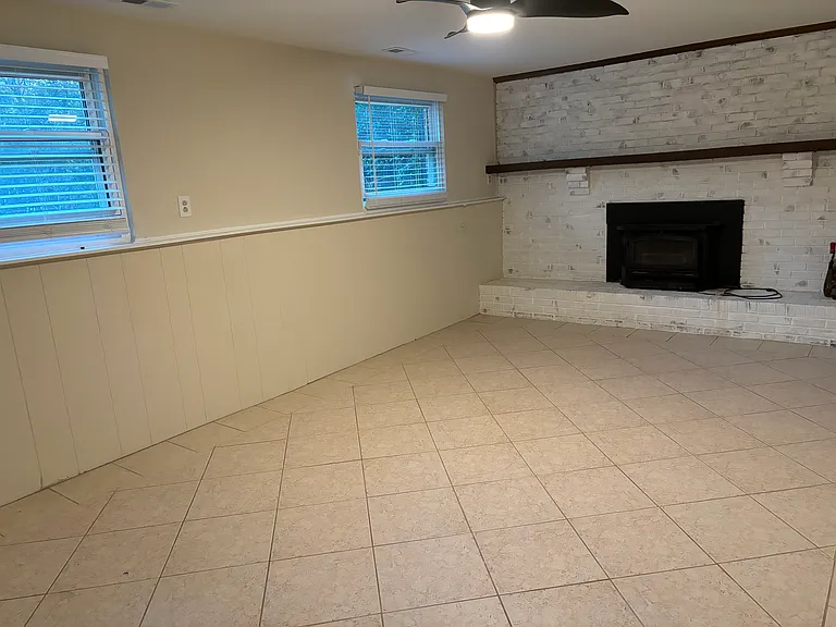 1603 Van Dyke Dr — Photo 12