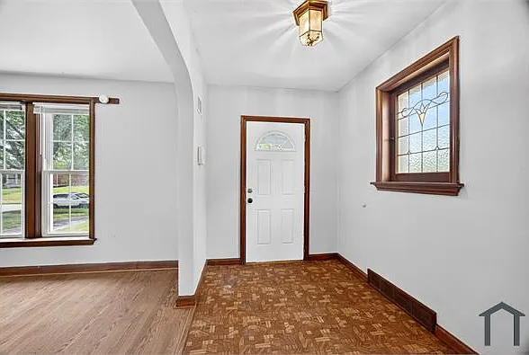 44 Jendale Ct — Photo 17