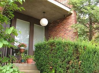 115 Phillips Pl, Pittsburgh, PA 15217