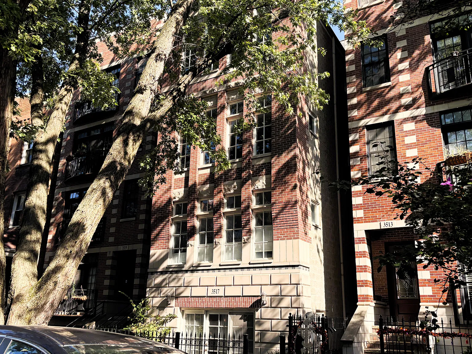 2 bed, 1000 sqft, $2,800 — Photo 1