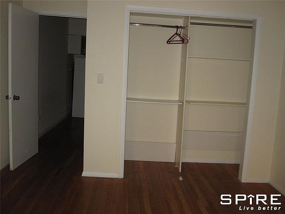 2nd image of 317 W 35th St APT 5RW