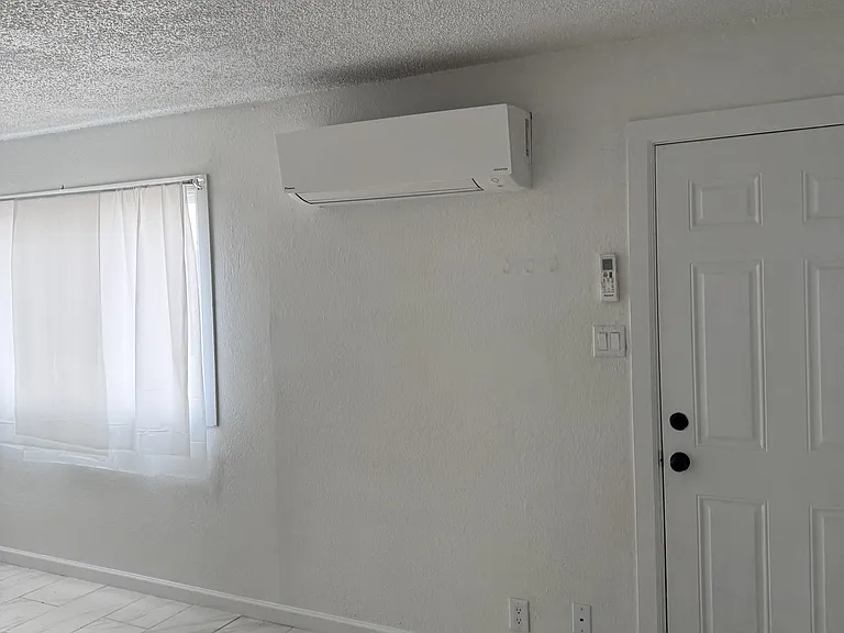 320 N 9th St — Photo 11