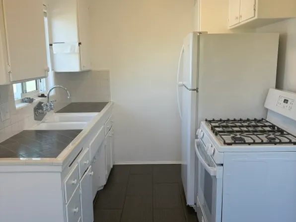 1421 Manhattan Beach Blvd #D, Manhattan Beach, CA 90266