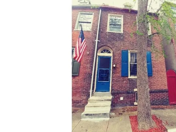 107 N Mole St, Philadelphia, PA 19102