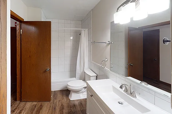 2545 N. Frederick Ave. — Photo 20