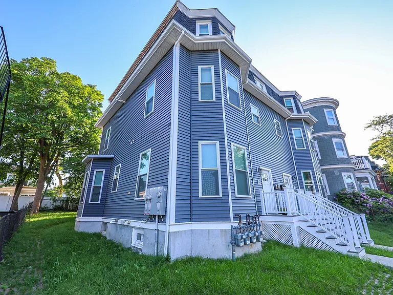 63 Clifford St #1 — Photo 19